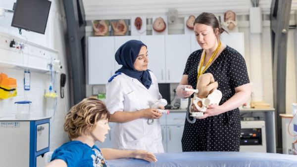 Child Nursing & Midwifery